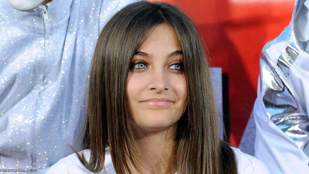 paris-jackson-130701b.jpg