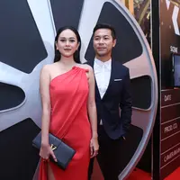 Saat menghadiri malam puncak Indonesian Movie Actors Awards 2017, Aura Kasih datang didampingi pria. Bahkan, lelaki itu sering terlihat dalam akun media sosialnya. (Nurwahyunan/Bintang.com)
