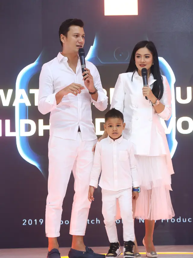 [Fimela] Christian Sugiono - Titi Kamal