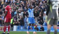 Danny Welbeck dari Brighton merayakan golnya setelah mencetak gol dalam pertandingan Liga Inggris antara Brighton dan Liverpool di Brighton, Sabtu, 21 Maret 2026. (AP Photo/Ian Walton)
