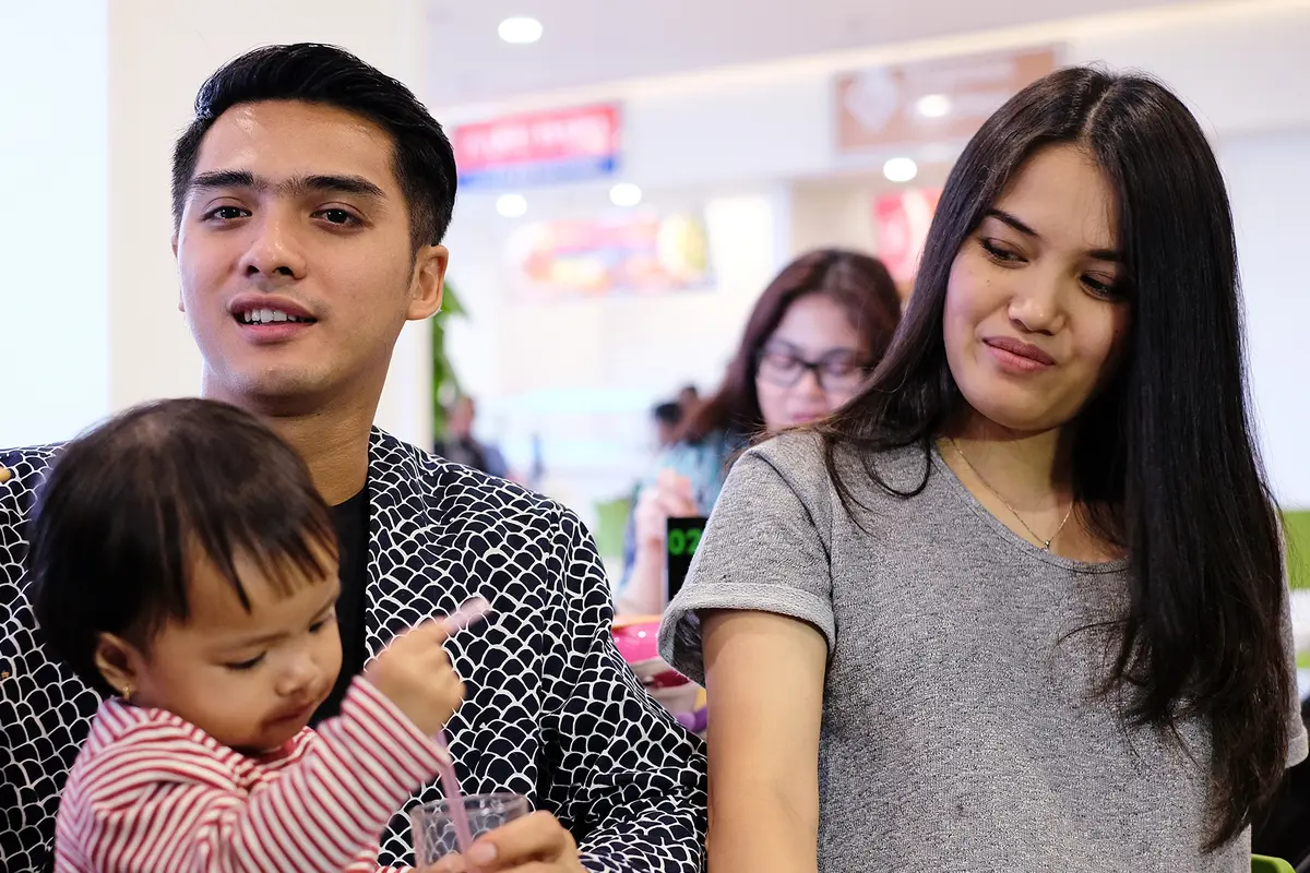 [Bintang] Ricky Harun dan Herfiza Novianti