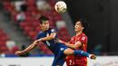 Sarach Yooyen. Gelandang bertahan berusia 29 tahun yang kini memperkuat BG Pathum United di Liga Thailand ini merupakan jenderal lapangan tengah yang telah mencetak 1 assist di Piala AFF 2020. Bersama Timnas Thailand, ia telah mengumpulkan 49 Caps. (AFP/Roslan Rahman)