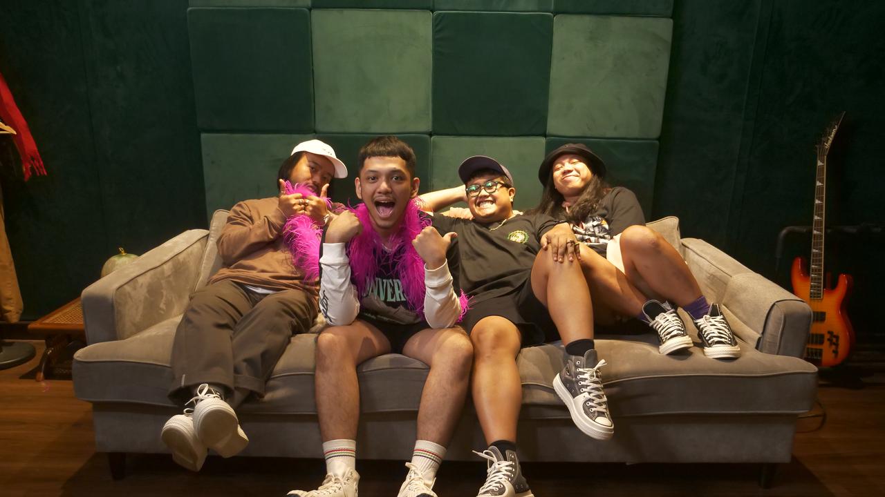 Basboi dan Feel Koplo kolaborasi  Connect With The Unexpected