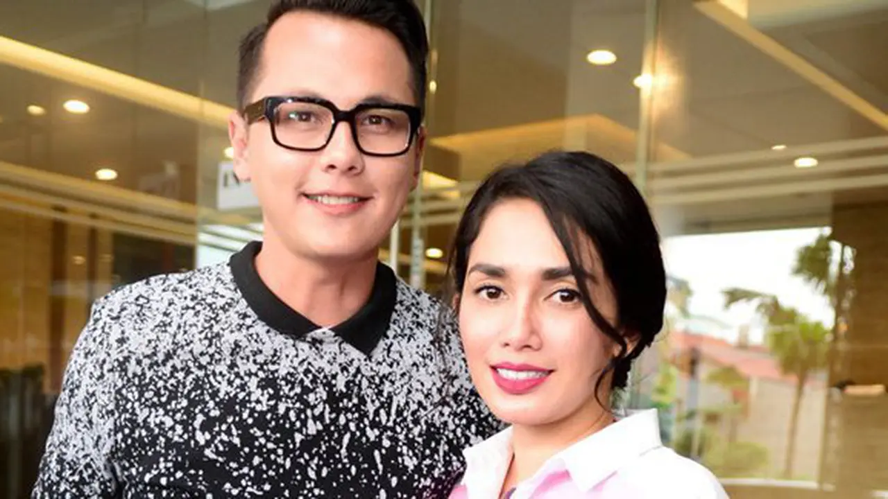 Ussy dan Andhika Pratama pasangan yang mesra/copyright: KapanLagi.com