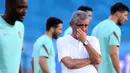 Pelatih Fernando Santos telah merilis daftar nama pemain yang akan memperkuat Timnas Portugal pada Kualifikasi Piala Dunia 2022. Mengejutkannya, ada beberapa pemain top yang tidak masuk ke dalam rencananya tersebut. Berikut ulasannya. (AFP/Lluis Gene)