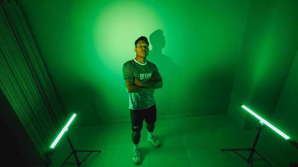 Dewa United Caplok Wahyu Prasetyo dari Malut United: Lini Belakang Semakin Mantap!