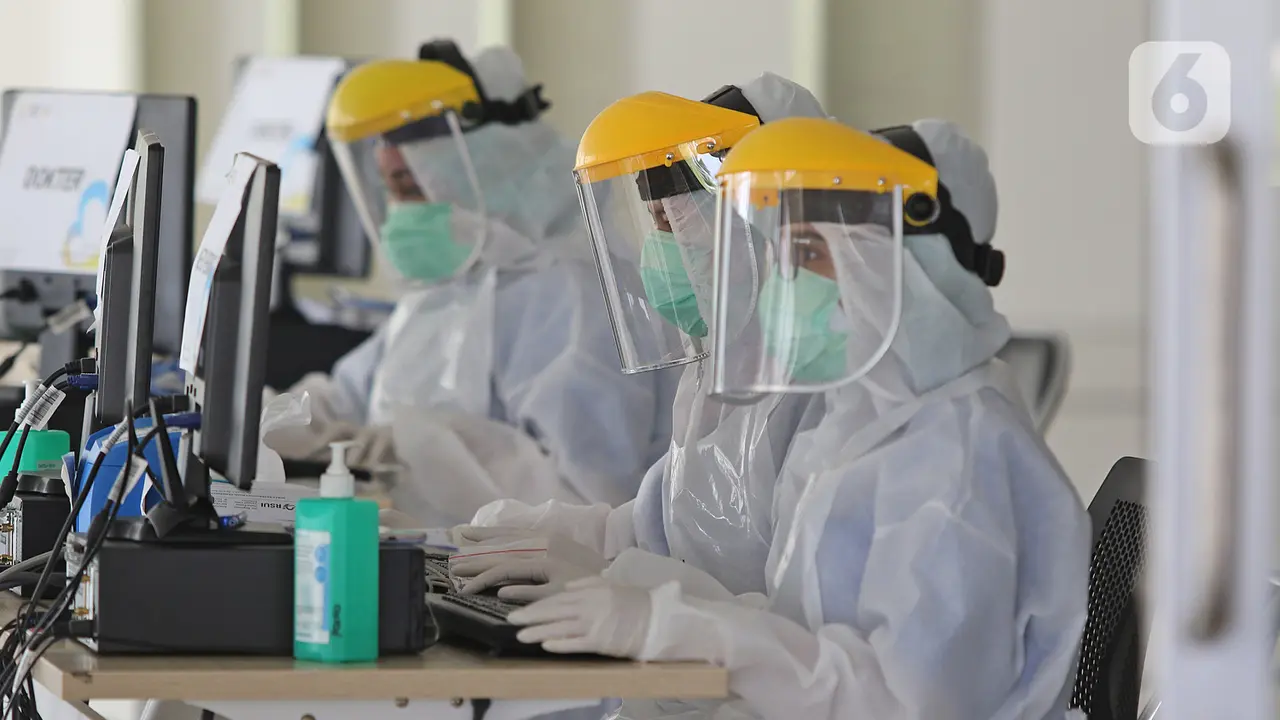 FOTO: Antisipasi Penyebaran COVID-19, RSUI Gelar Swab Test Massal
