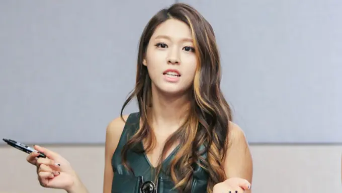 Seolhyun AOA
