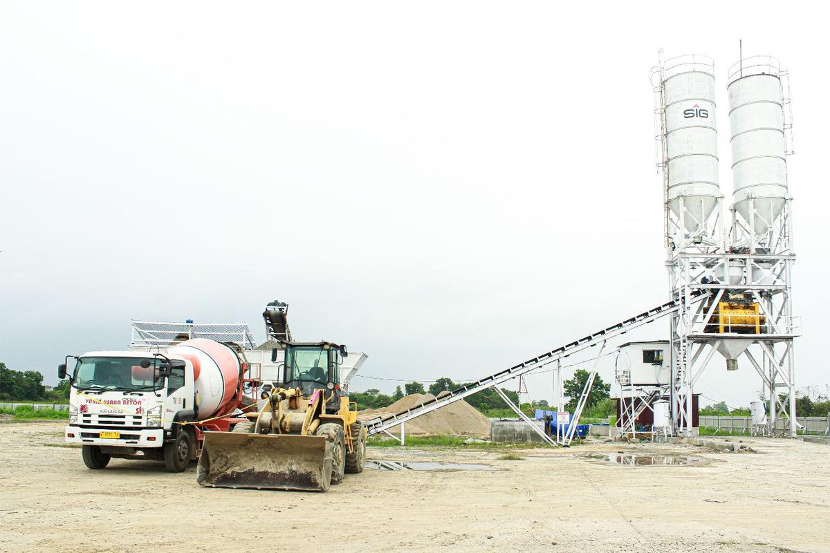 PT Semen Indonesia atau SIG melalui anak usahanya, PT Varia Usaha Beton (VUB) telah meresmikan pabrik produksi beton di Palembang