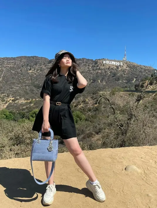 (Instagram/oliviasumargo)