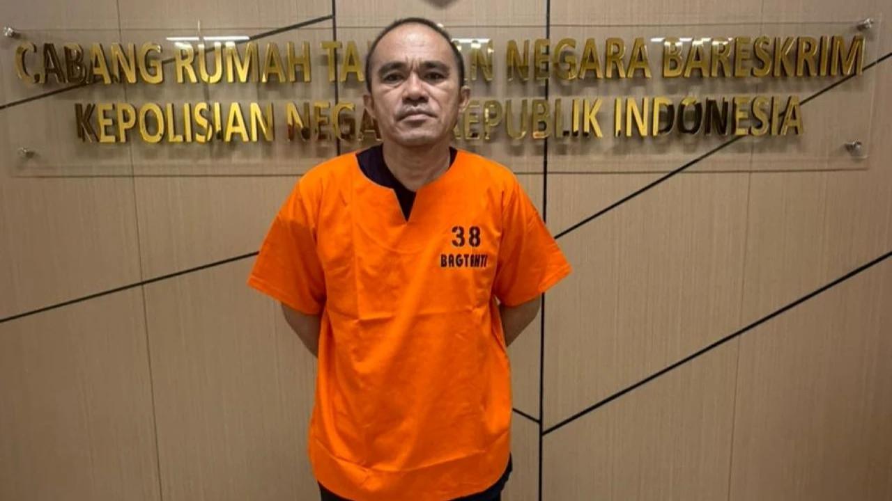 Jadi Tersangka TPPU, Eks Kasat Narkoba Kutai Barat AKP Deky Ditahan Bareskrim Usai Diperiksa