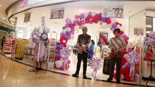 Belanja Produk Kecantikan dan Kesehatan di  AEON Health & Beauty. Dok. Aeon