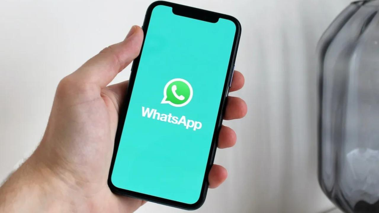 Asia Tenggara Jadi Pabrik Akun Penipuan WhatsApp, Modusnya Investasi Instan Langsung Kaya