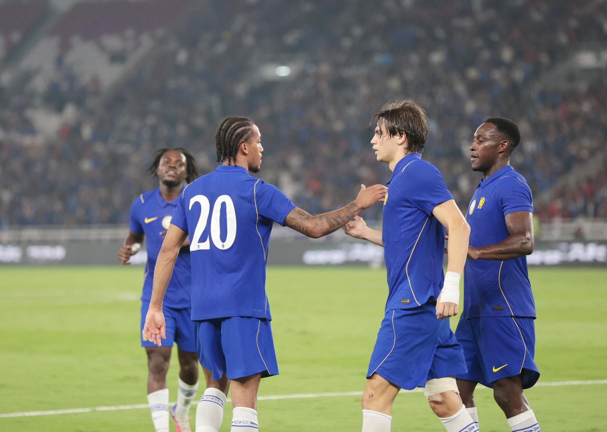Chelsea Bungkam AC Milan 3-0