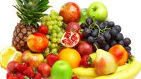 Selain kandungan vitamin dan mineralnya yang melimpah, buah juga bisa mencegahmu dari dehidrasi | via: weknowyourdreams.com