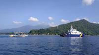 Kapal Pengawas Perikanan milik KKP menangkap satu Kapal Perikanan Asing (KIA) asal Filipina yang melakukan kegiatan illegal fishing di perairan Indonesia. (Dok KKP)