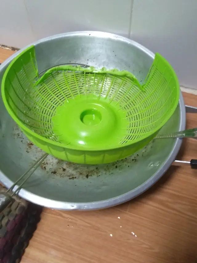 6 Momen Apes saat Memasak Ini Bikin Ketawa dan Kesal