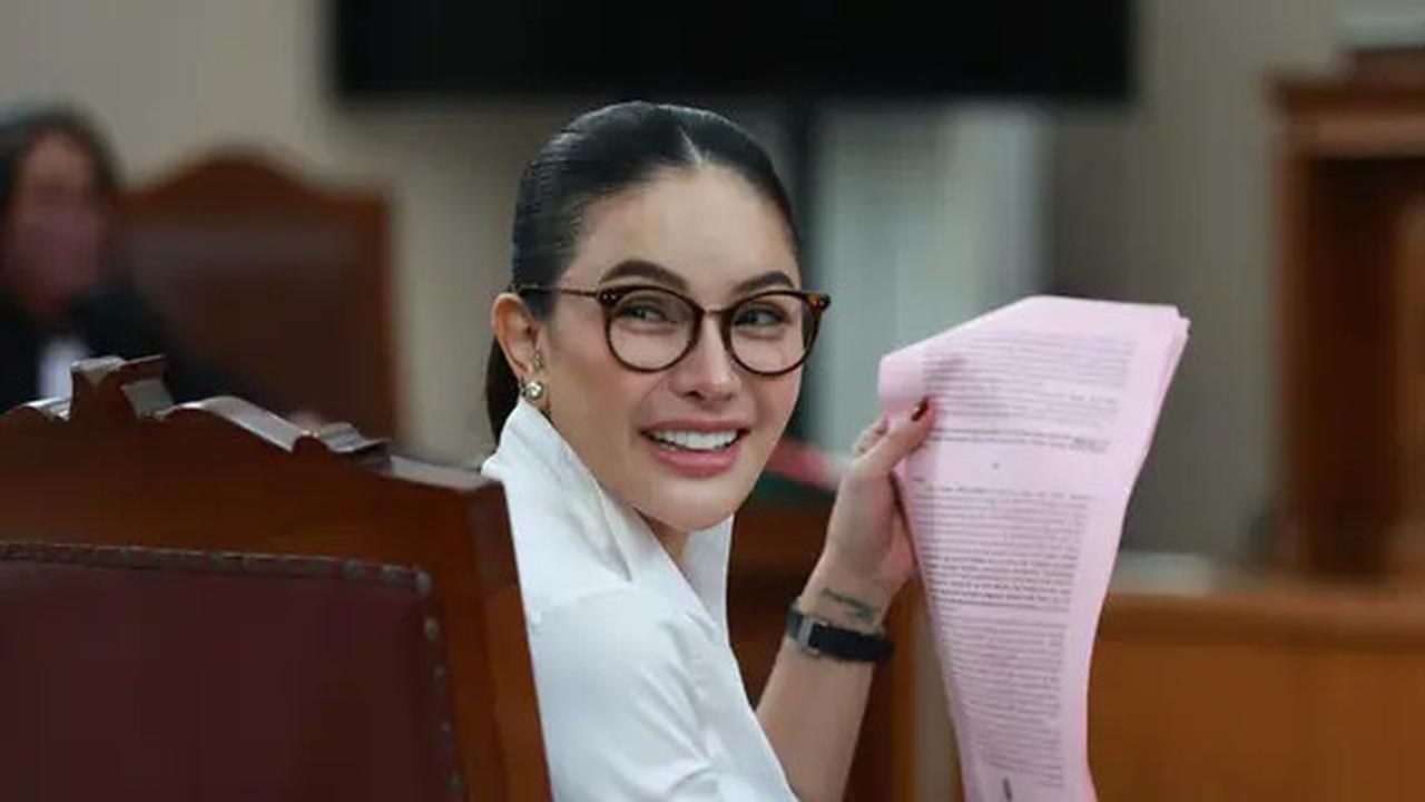 Sidang Dugaan Pemerasan, Hakim 'Semprot' Nikita Mirzani Minta Lapor Terkait Tudingan Reza Gladys "Main Mata" dengan JPU