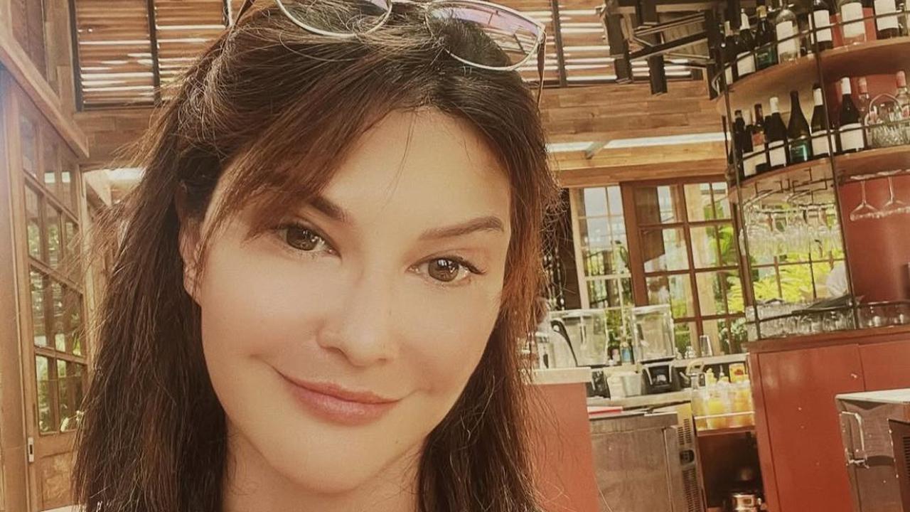 6 Potret Tamara Bleszynski Tampil Awet Muda, Kulit Kencang dan Nyaris Tanpa Keriput