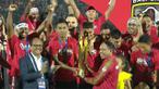 Berita video momen selebrasi Bali United menjadi juara Shopee Liga 1 2019 setelah pertandingan melawan Madura United pada pekan terakhir, Minggu (22/12/2019).