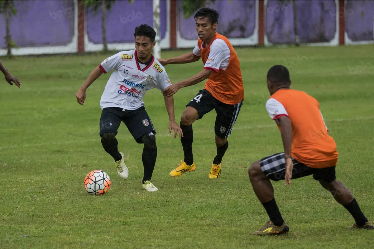 Bali United