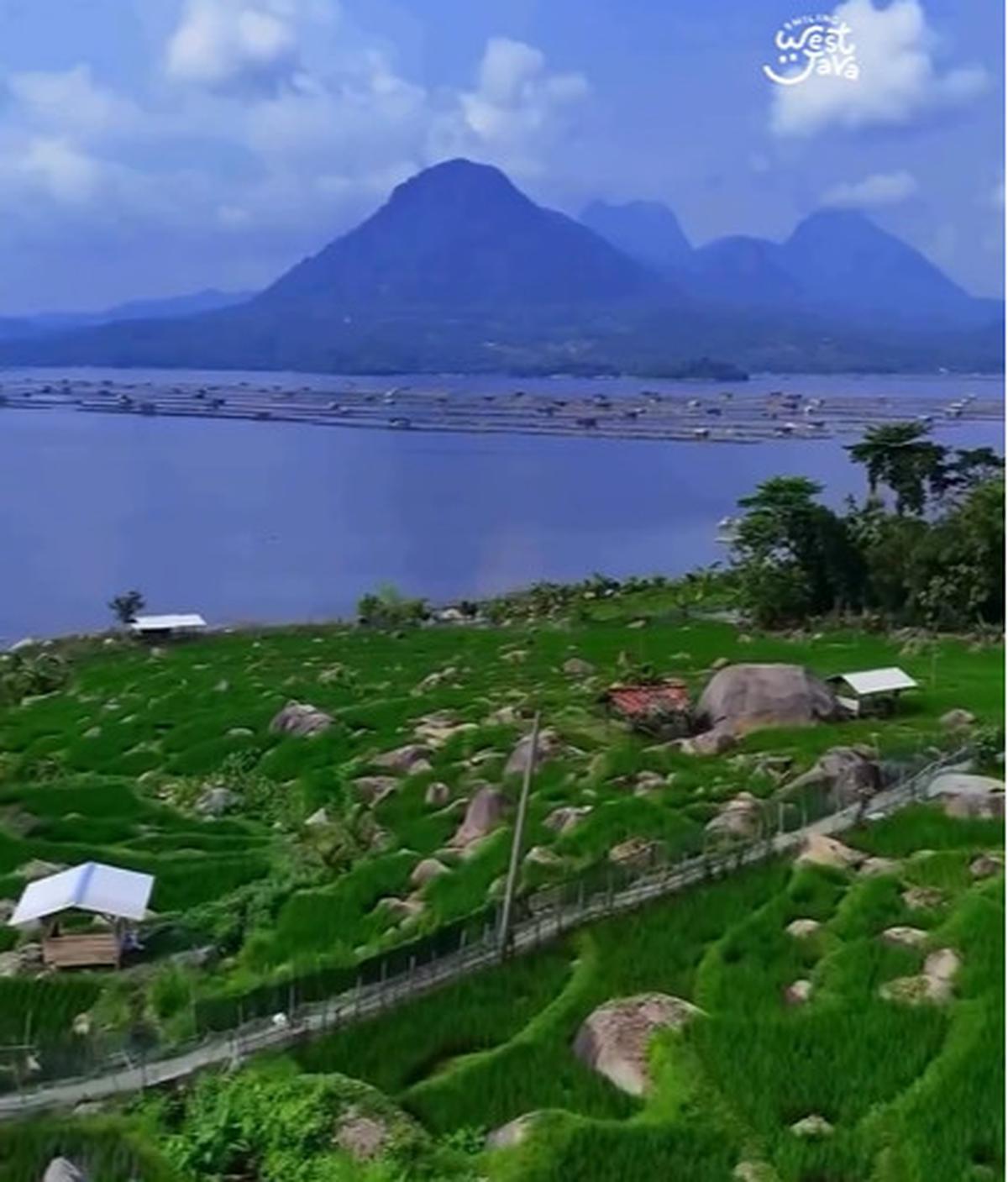 Stone Park Pasir Kole Purwakarta