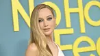 Jennifer Lawrence berpose saat menghadiri pemutaran perdana "No Hard Feelings" di AMC Lincoln Square di New York, pada Selasa, 20 Juni 2023. (Photo by Evan Agostini/Invision/AP)