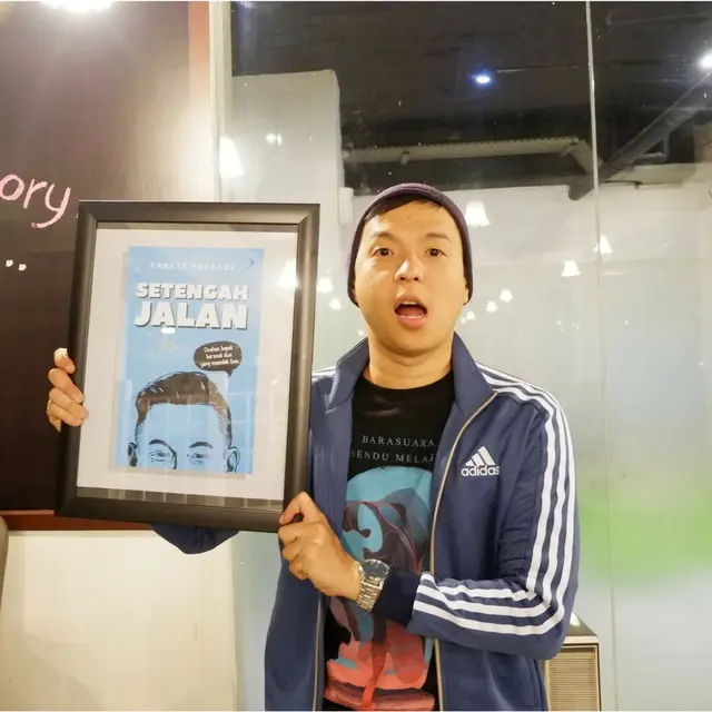 Buku Setengah Jalan