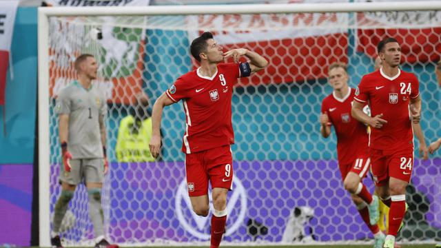 Foto Piala Eropa: Swedia Lolos ke 16 Besar Euro 2020 sebagai Juara Grup E usai Menang Dramatis atas Polandia 3-2