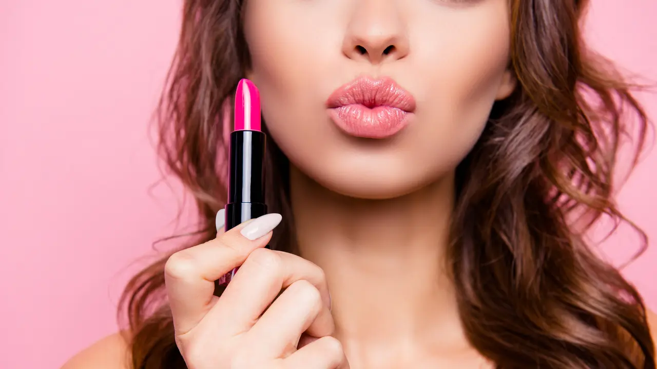 Lipstick/mlg