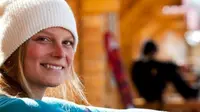 Atlet ski es wanita asal Amerika Serikat, Angel Collinson terjatuh di pegunungan Neacola Mountains (acollinson.com)