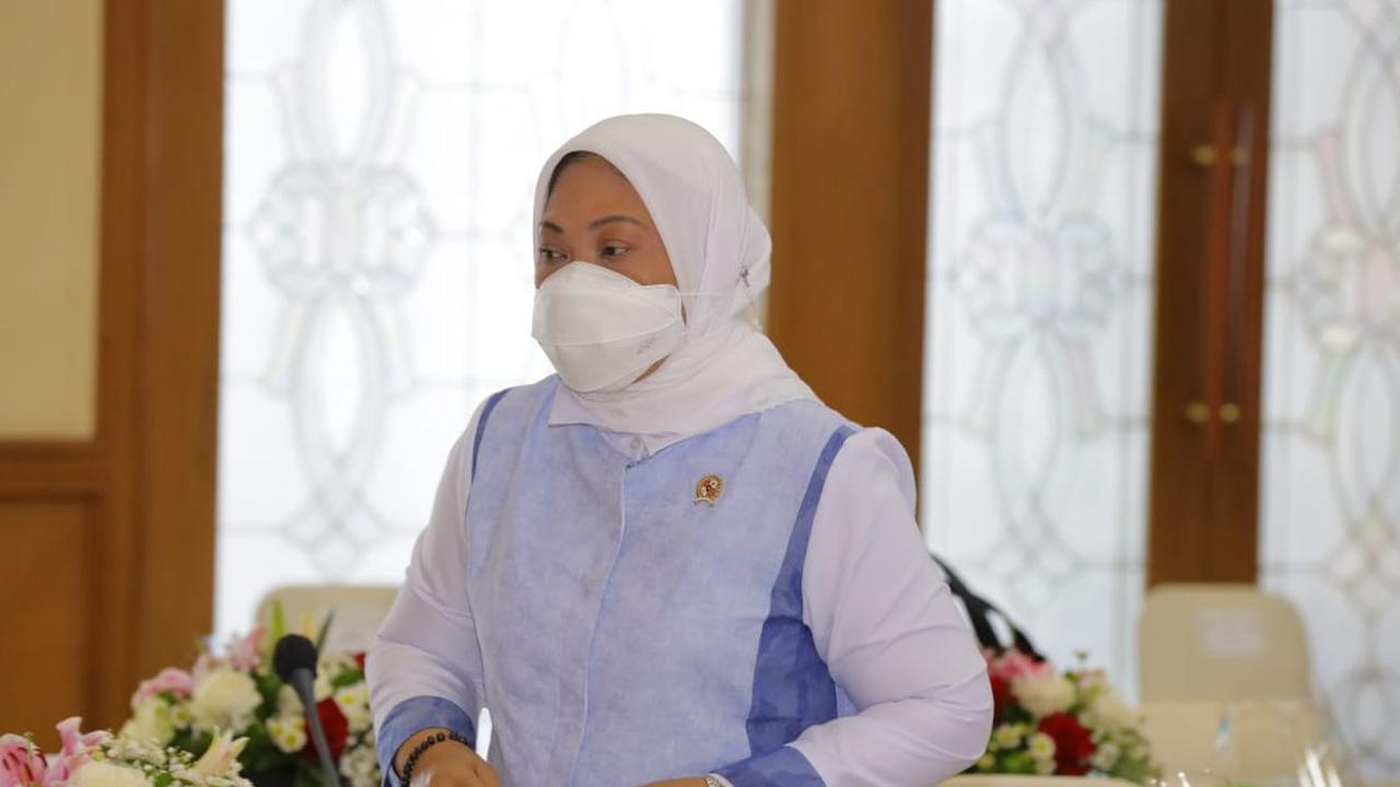 Menaker Ida Fauziyah Dukung Pendirian BLK Manokwari Selatan