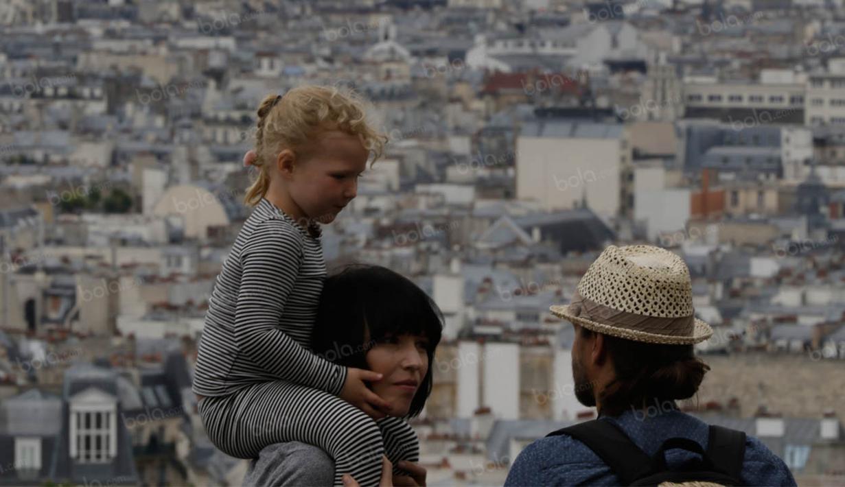 Montmartre merupakan bukit dengan tinggi sekitar 130 meter yang terletak di utara Kota Paris, Prancis. (Bola.com/Vitalis Yogi Trisna)