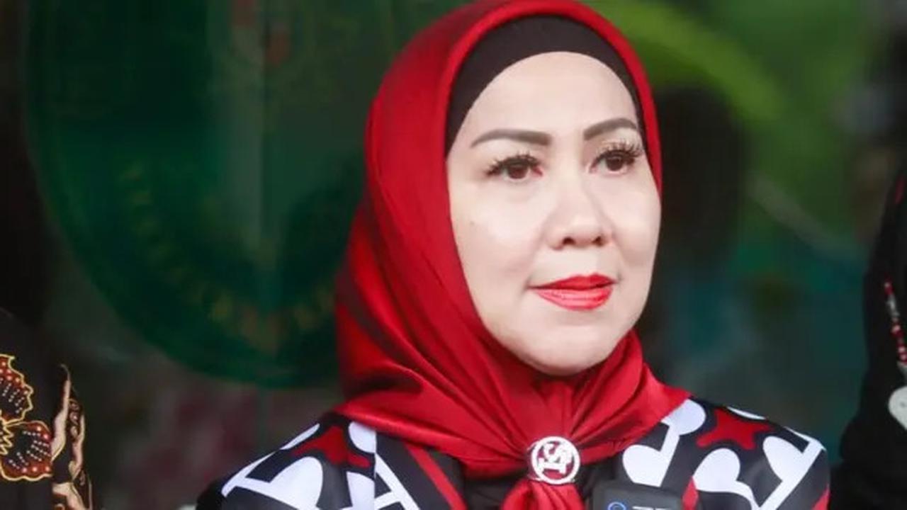 Sidang Cerai Venna Melinda Ditunda, Ferry Irawan Selaku Tergugat Tidak Hadir