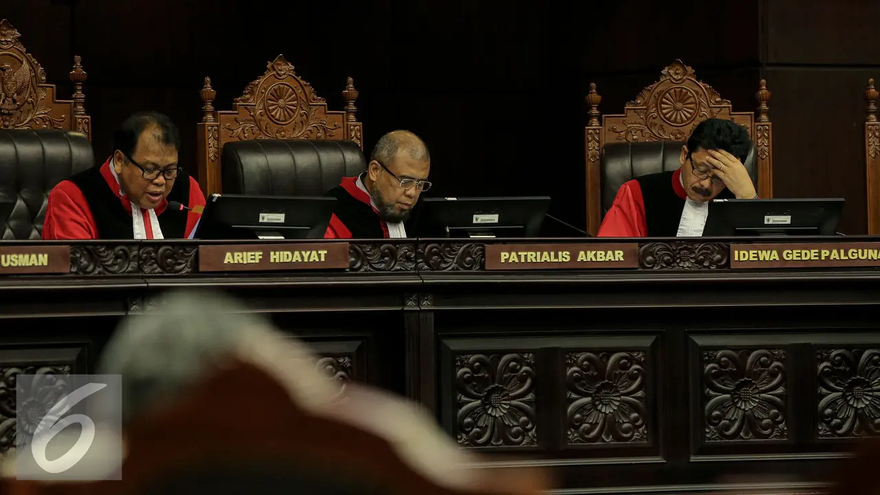 20151111-SIDANG-PUTUSAN-MK-FF