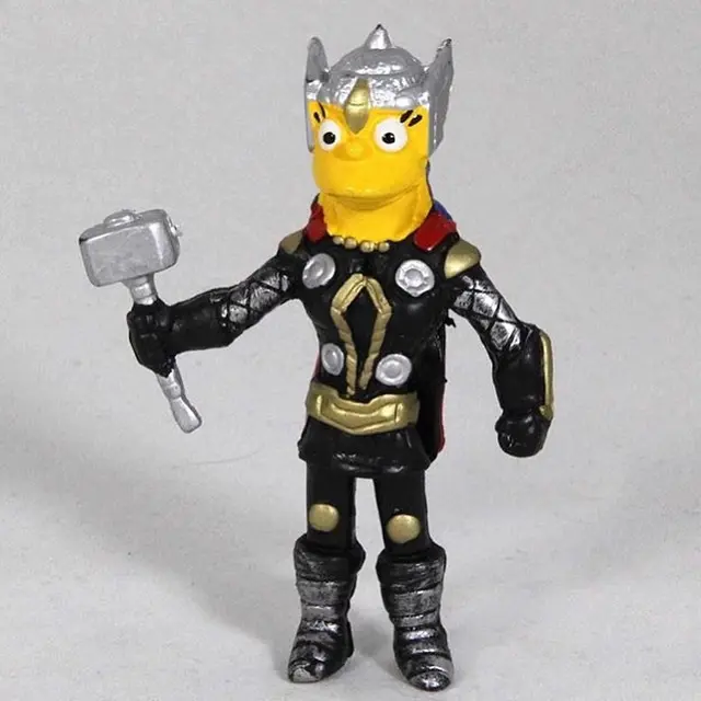 7 Potret Action Figure Nyeleneh yang Beda dengan Aslinya Ini Bikin Tepuk Jidat