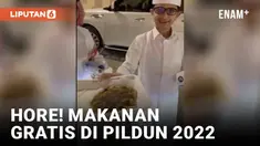 Penduduk lokal Qatar bersuka cita menikmati ajang Piala Dunia 2022 di kampung kelahirannya. Selain itu mereka juga berinisiatif membagikan makanan gratis bagi para suporter yang datang menyaksikan berbagai laga akbar tersebut.