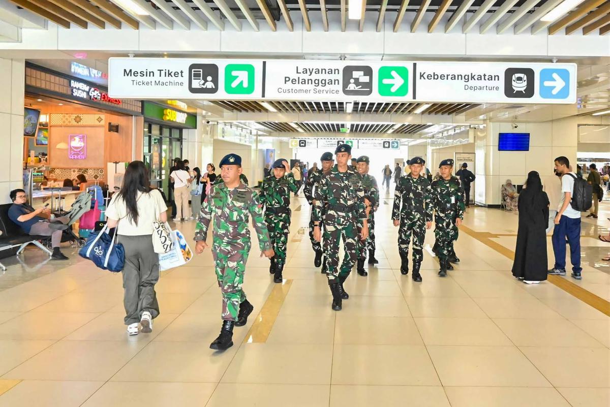 FOTO: Koopsudnas Gelar Patroli Pengamanan Nataru di Jakarta Timur