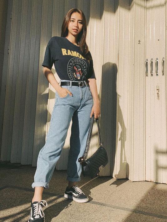 Foto Gaya Fashion Clairine Clay Yang Casual Dan Elegan Showbiz Liputan6 Com