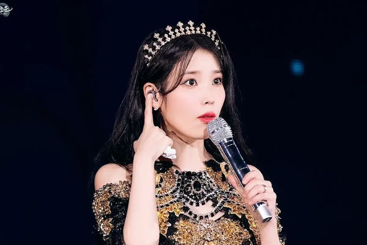 IU