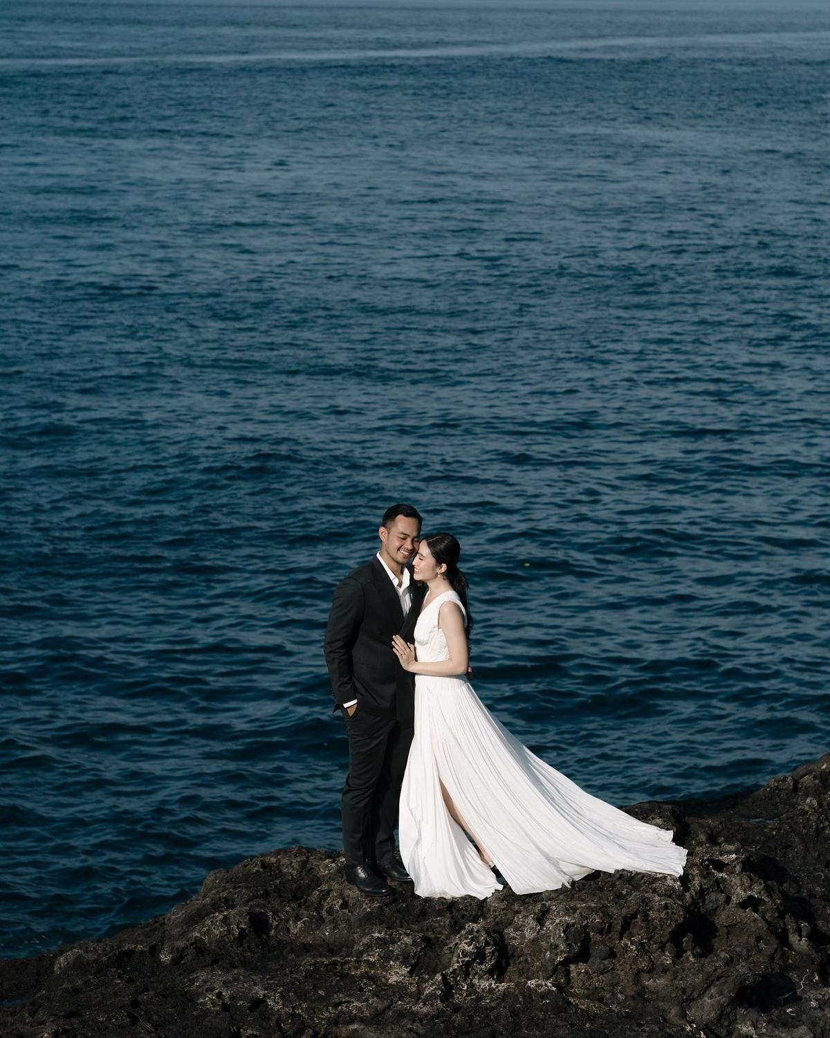 Akhirnya Rilis, 7 Gaya Febby Rastanty Tampil Memukau di Foto Prewed - Auranya Mahal Banget
