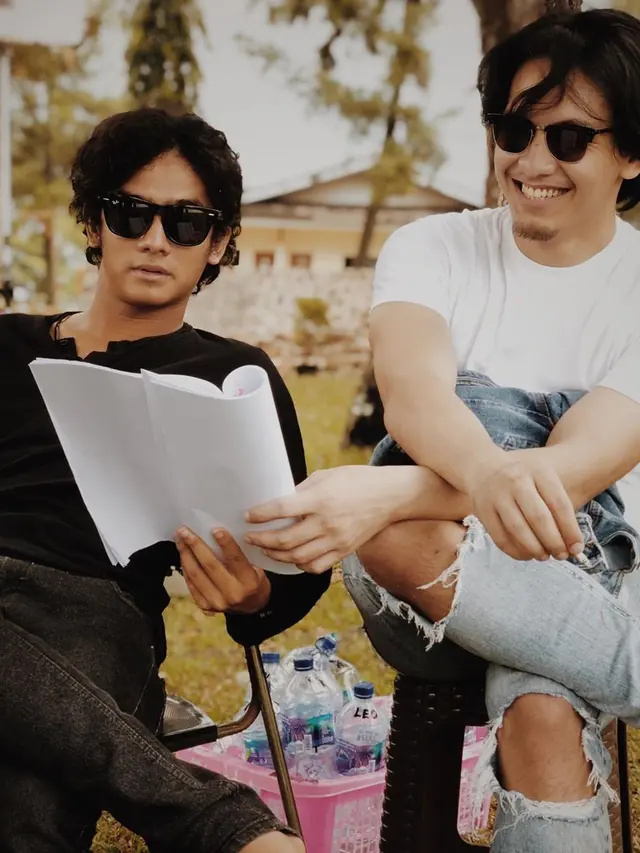 Dari Film Hingga Sinetron, Ini 6 Potret Kebersamaan Jefri Nichol dan Kevin Ardilova