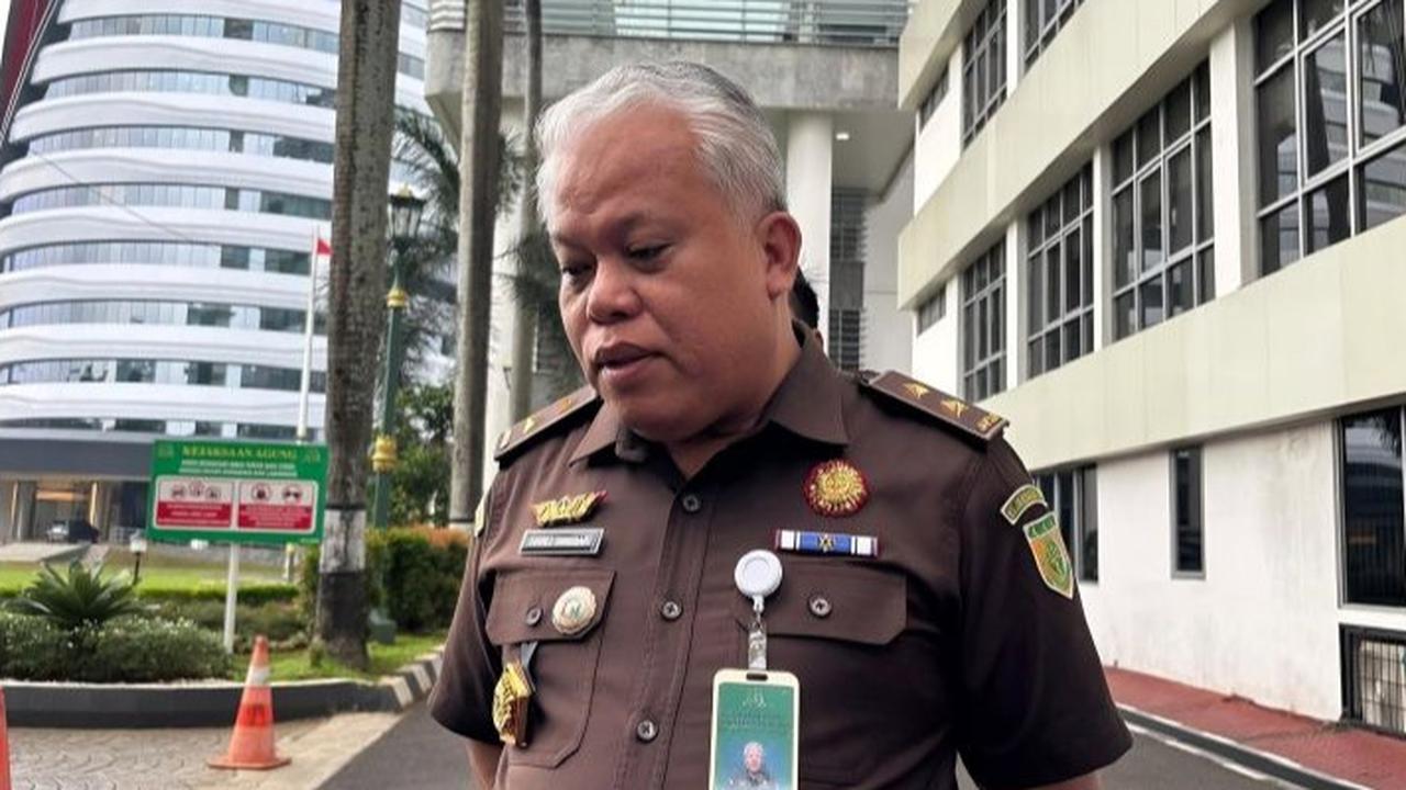 Jadi Tahanan Kota, Direktur Pemberitaan JAK TV Dipasang Alat Pengawas dan Wajib Lapor