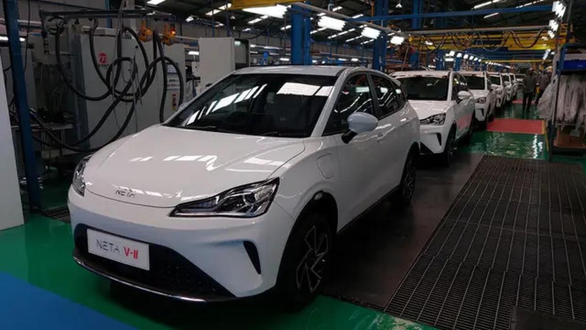 Tak Cuma Mobil Listrik, Beli Mobil Konvensional dan Hybrid Bakal Bebas PPN dan PPnBM Tahun Depan