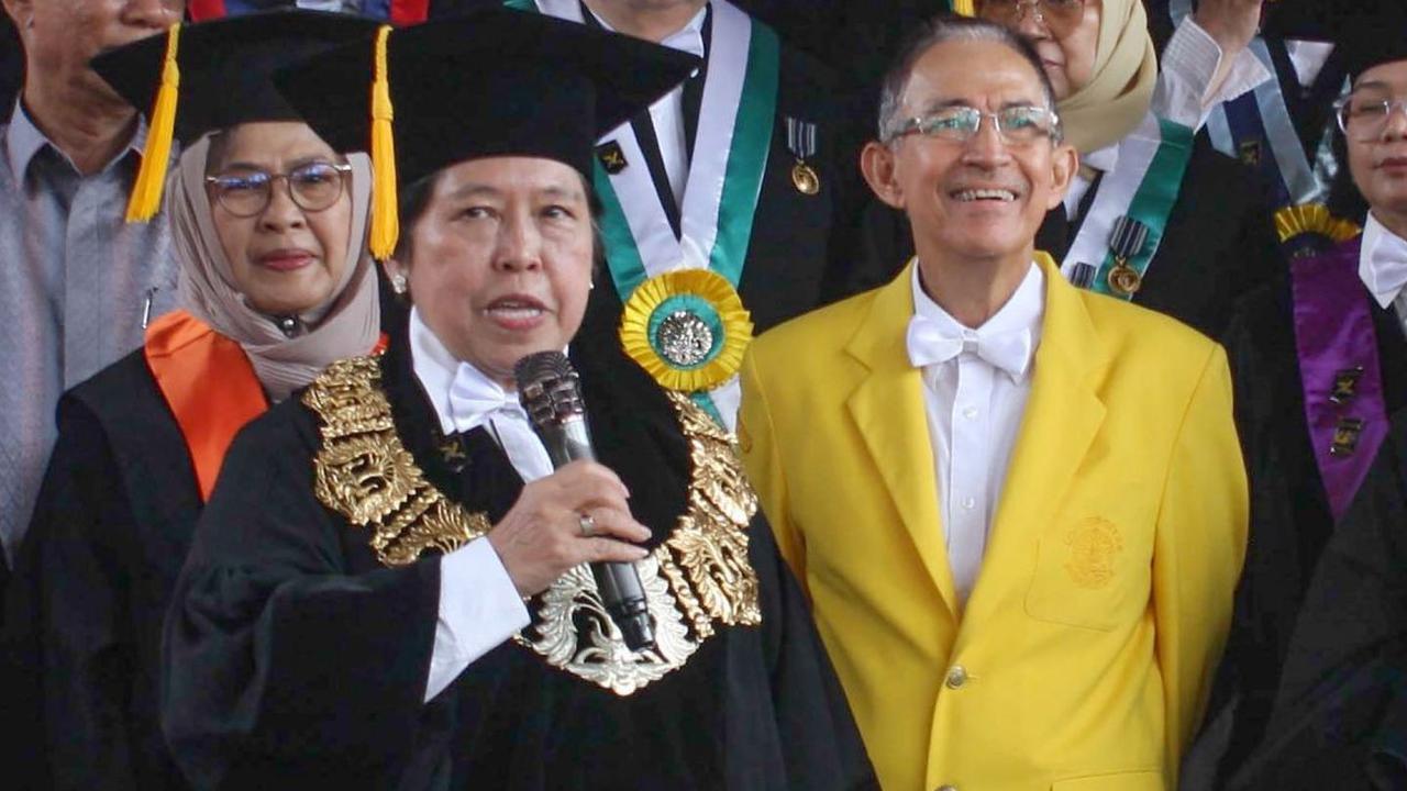 Menurut Dewan Guru Besar (DGB) demokrasi menjelang Pemilu 10 Februari 2024 ini sudah terkoyak. <br>(Foto merdeka.com / Arie Basuki) <br>