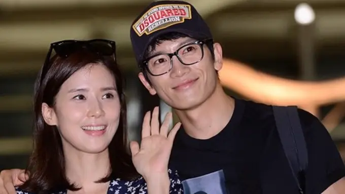 [Bintang] Lee Bo Young dan Ji Sung