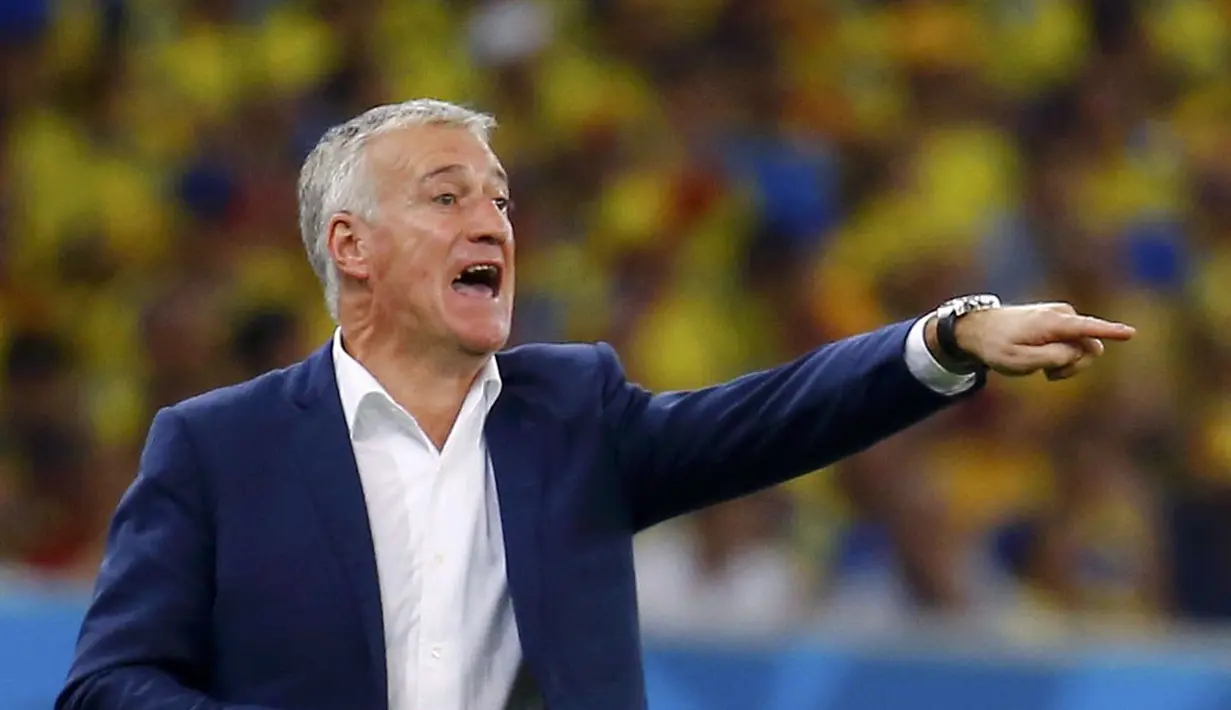 Didier Deschamps, menjadi pelatih Timnas Perancis sejak 2012 lalu. Pria berusia 45 tahun ini pernah malang melintang di beberapa klub besar, seperti elsea, Juventus dan Marseille. (REUTERS/Kai Pfaffenbach)