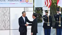 Presiden Joko Widodo disambut langsung oleh Presiden US Barack Obama saat KTT US-ASEAN di California (Foto: Setpres)