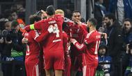 Pemain Liverpool merayakan gol yang dicetak Dominik Szoboszlai ke gawang Marseille dalam laga matchday ketujuh Liga Champions 2025/2026 di Orange Vélodrome, Prancis, Kamis (22/1/2026) dini hari WIB. (AP Photo/Philippe Magoni)