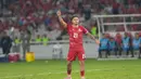 Pesepak bola Timnas Indonesia Dean James merayakan gol penyama kedudukan setelah tendangan bebasnya berujung gol pada laga final FIFA ASEAN Cup 2026 melawan Thailand di Stadion Utama Gelora Bung Karno (SUGBK), Jakarta, Senin (5/10/2026). Gol tersebut tercipta pada menit ke-84.(KLY/Budy Santoso)